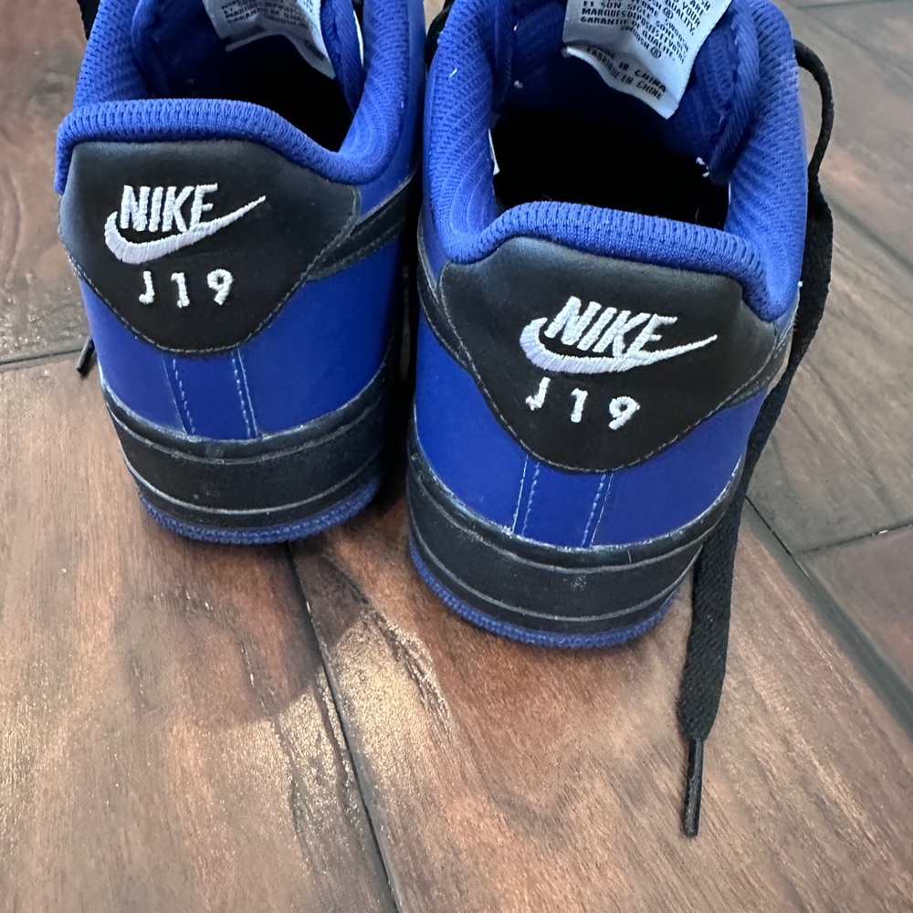 Woman’s Nike Airforce 1’s- woman’s size 9 - Picture 4 of 6